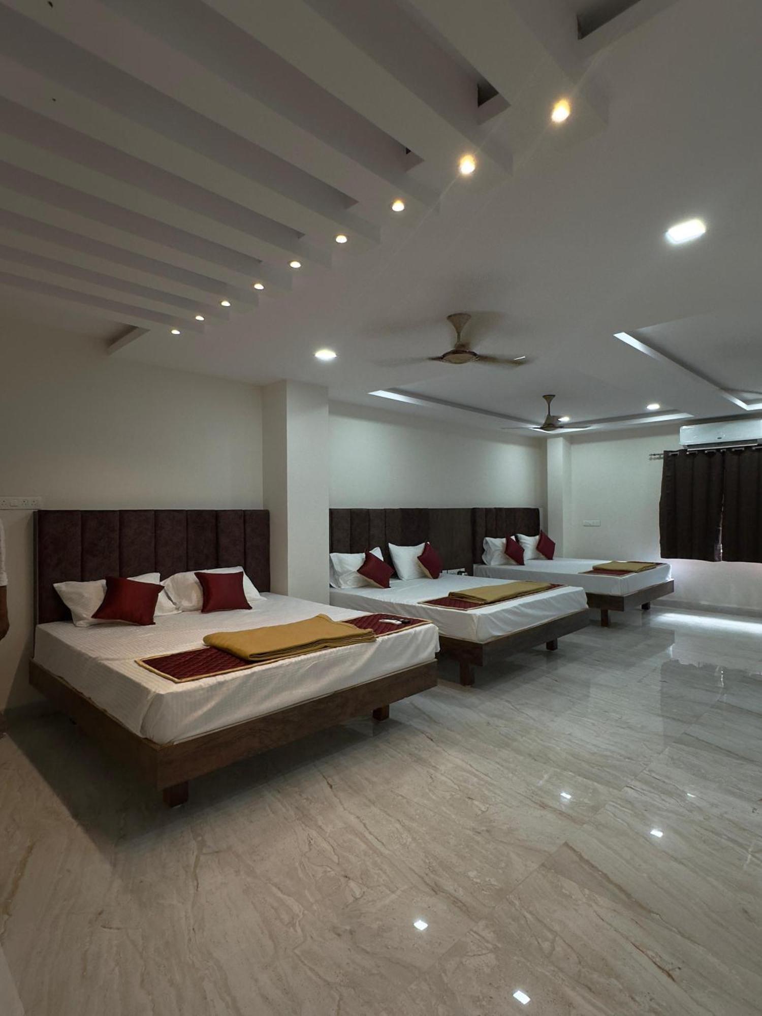 Arudra Residency Hotel Tiruvannamalai Exterior photo